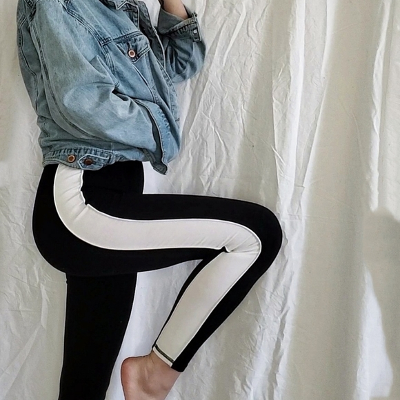 Legging garage - Picture 1 of 5